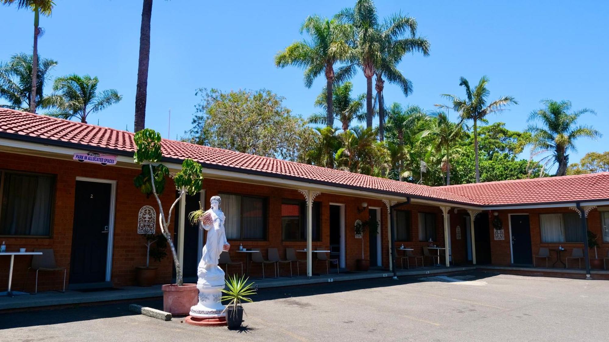 דה אינטרנס Sapphire Palms Motel מראה חיצוני תמונה